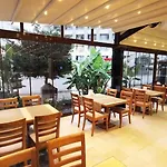 Ξενοδοχείο Delta 3*
