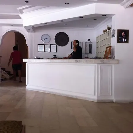 德耳塔酒店 2*